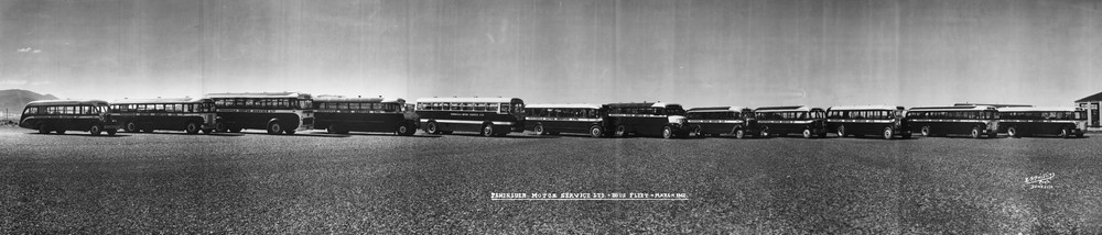 8b bus fleet 1942.jpg